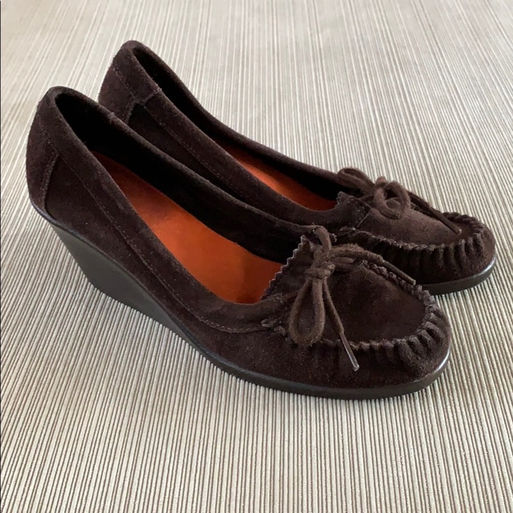 Aerosoles brown wedges. Super cute and comfy!